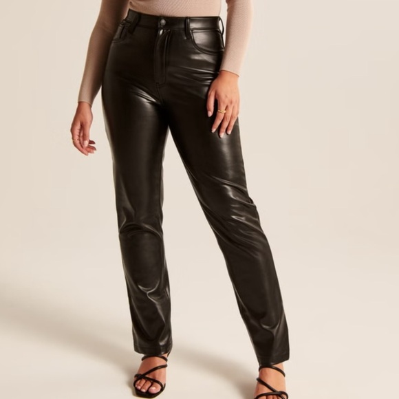 Abercrombie & Fitch Curve Love Vegan Leather 90s Straight Pant ultra highrise 27 - Picture 1 of 9